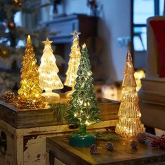 メーカー卸売りクリスマスツリーの先にledランプ付きのショーウインドーが祝日の家庭装飾を飾っている