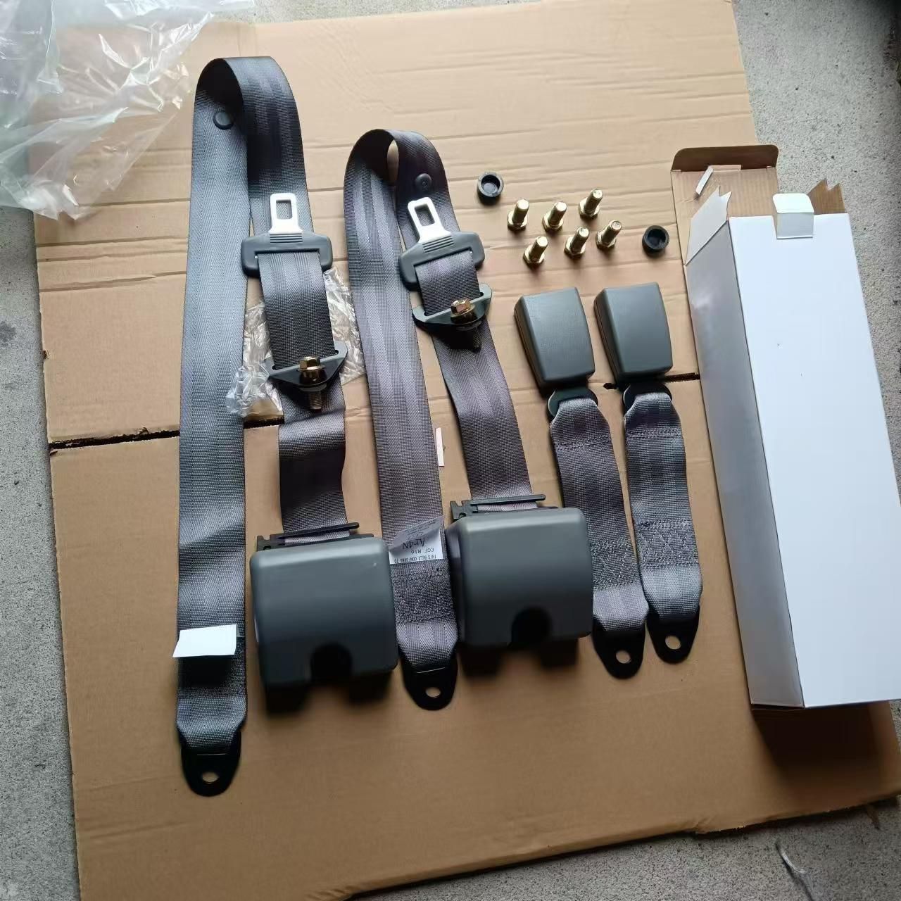 Cross-Border Hot-Selling Automatic Retractable Three-Point Safety Belt for Buses, Trucks, and Passenger Vehicles, Front and Rear Diagonal Shoulder Type with Emergency Lock