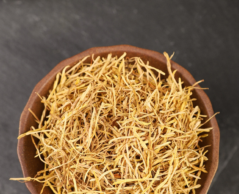 Lotus Stamen Lian Xu 500g Dried Chinese Herbal Tea Ingredient Nelumbo nucifera in use