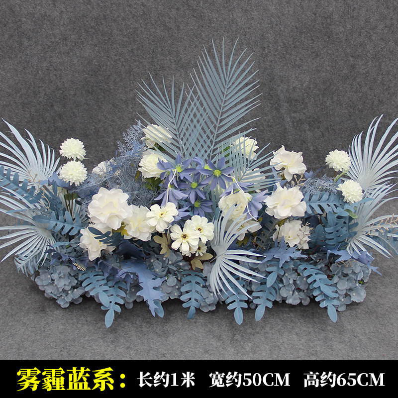 新商品の結婚祝いの大きいタイプの花を並べて絹の花の完成品の装飾をシミュレーションします。|undefined