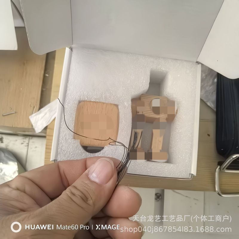 跨境新品 Shaking Wooden Man Figurine汽车装饰手工制作摇脚源头|undefined
