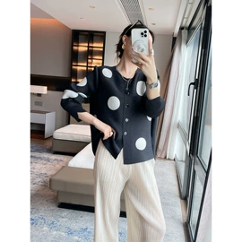 连衣裙;女式T恤;时尚休闲套装