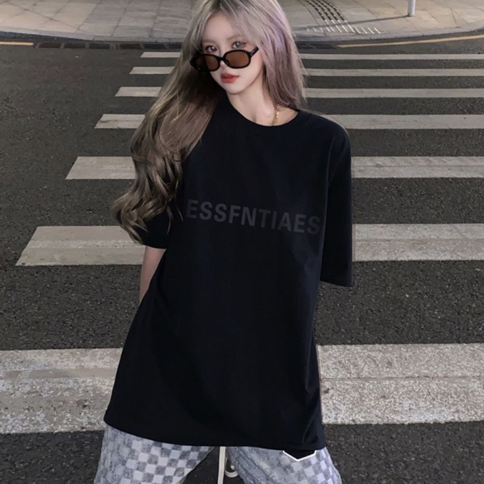 검은색