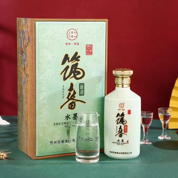 碧春酒水墨  53度酱香白酒 500ml*6瓶装 采用景德镇陶瓷瓶