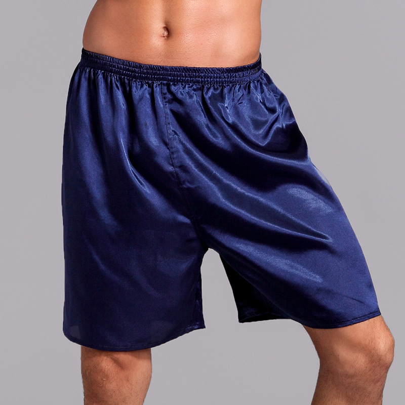 Satén de seda de cinco puntos de color sólido boxeadores brillantes pantalones de playa de verano sueltos ocasionales pantalones de pijama de hombres delgados lisos