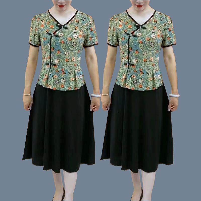 New Summer Style Two-Piece Dress for Middle-Aged and Elderly Mothers, Stylish Short-Sleeved Dress That Covers the Belly and Hides the Figure, Qipao Dress, Over-The-Knee Skirt
