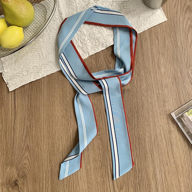 Rayas verticales azul