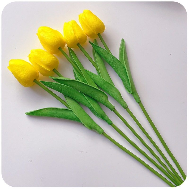 Flores florales Decoración de la sala de estar Decoración Decoración Ramo biónico Tulipán Flor seca de lujo ligero Flor falsa Decoración eterna