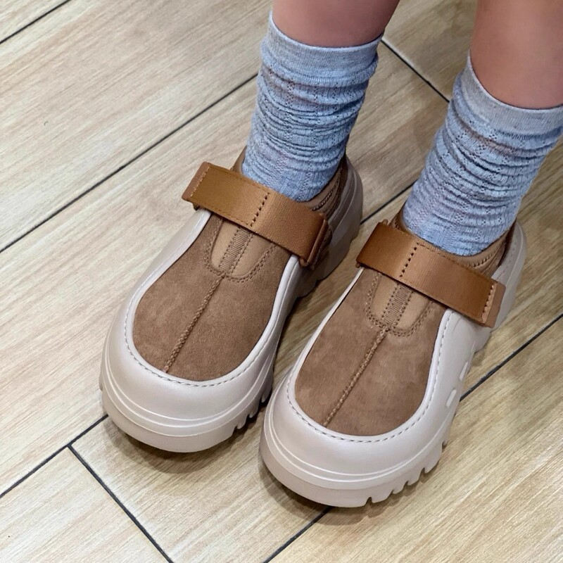 2025 Autumn Baotou Slippers Breathable Outdoor Beach Shoes Retro Low-Top Casual Sandals Slip-On Dual-Purpose Croc Shoes