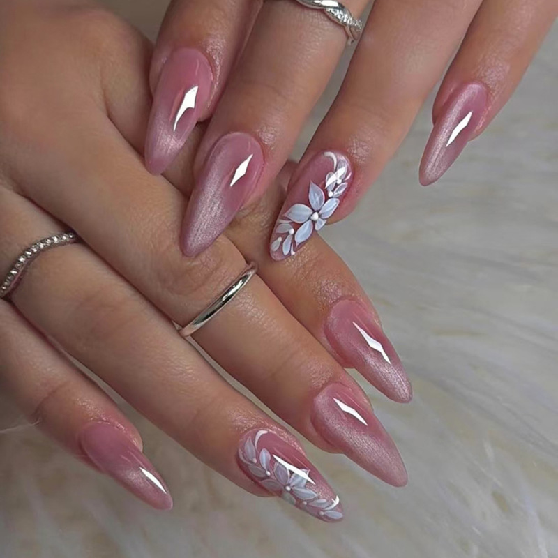 Le Fan Nail Art White Flowers Pink Cat Eye Wearable Nails Short Almond Nails High-End Fake Nails Wholesale Le Fan Nail Art White Flowers Pink Cat Eye Wearable Nails Short Almond Nails High-End Fake Nails Wholesale