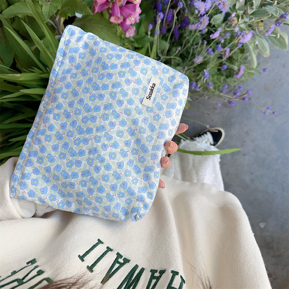 3432 ins Niche floral makeup bag, lotion and skin care product storage bag, portable large-capacity inner liner bag for women undefined