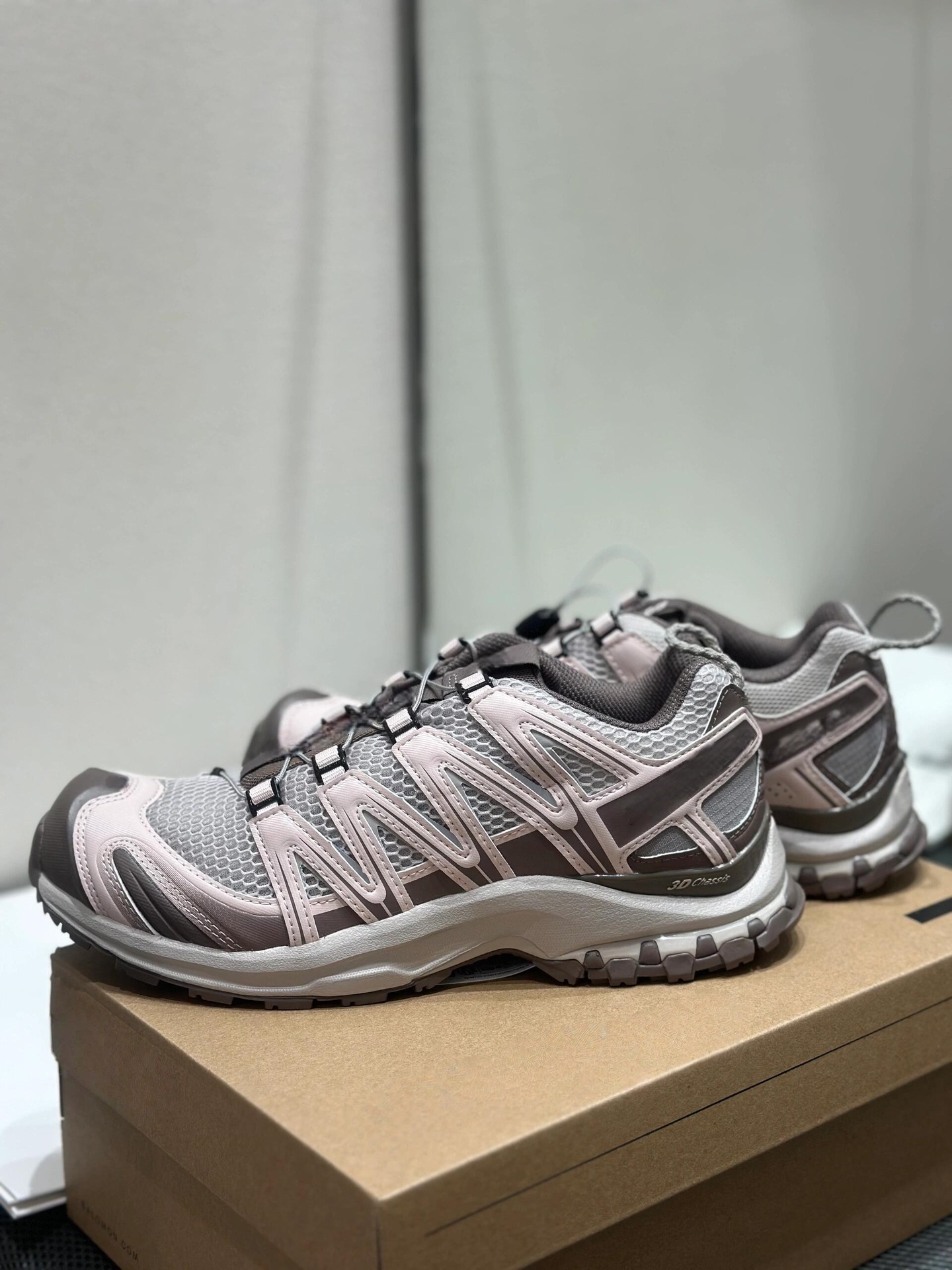 Breathable climbing off-road universal non-slip running sneakers for…