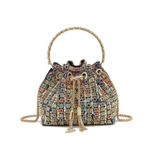 2025新款跨境晚宴包气质镶钻手提包链条时尚满钻水桶包斜挎包批发