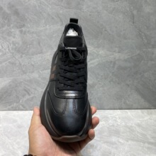 新款欧洲站2025板鞋软底真皮鞋男潮男休闲春秋季男鞋真皮简约