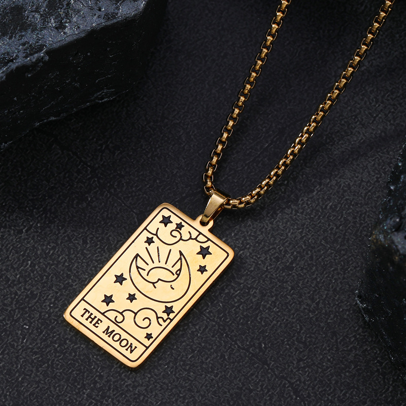 Suministro transfronterizo de acero inoxidable joyería nicho diseño sentido tarot colgante collar de acero de titanio suéter cadena fábrica al por mayor