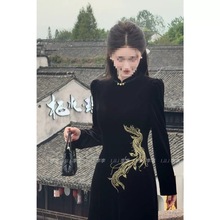 冬新中式国风定-制丝绒刺绣立领盘扣气质显瘦连衣裙