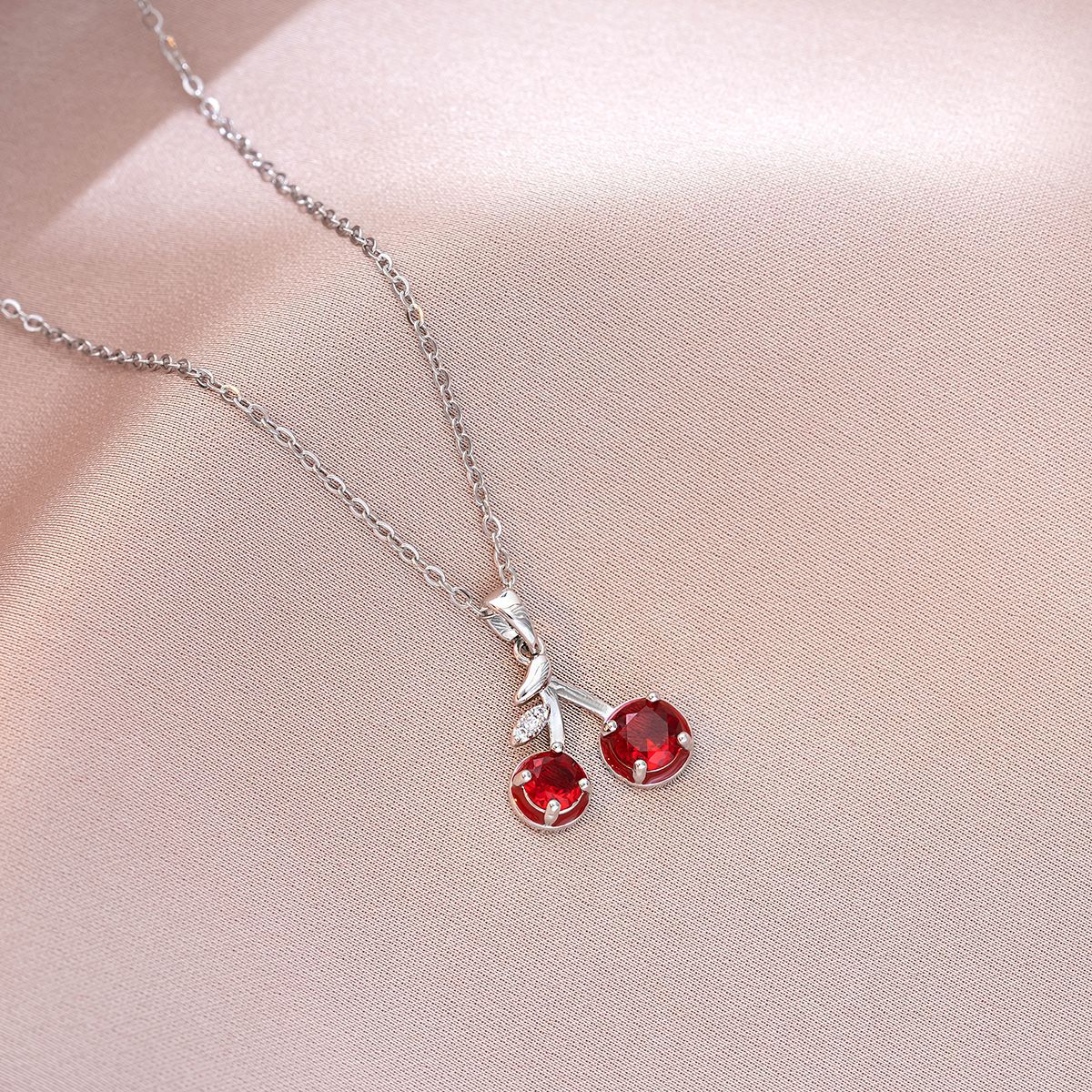 8g Weight Titanium Steel Pendant Material Pendant Necklace Classification Titanium Steel Chain Material cable chain Chain Type 1 Piece Quantity Holiday, Daily Occasion Titanium Steel, Copper Material Fruit Pattern Spring&Summer Season Women's Gender Plating Design Vacation, Classic Style Style Wholesale Jewelry Vacation Classic Style Fruit Titanium Steel Copper Plating Cable Chain Pendant Necklace 21