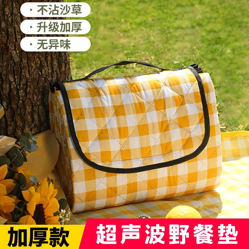 Travel waterproof carpet for camping