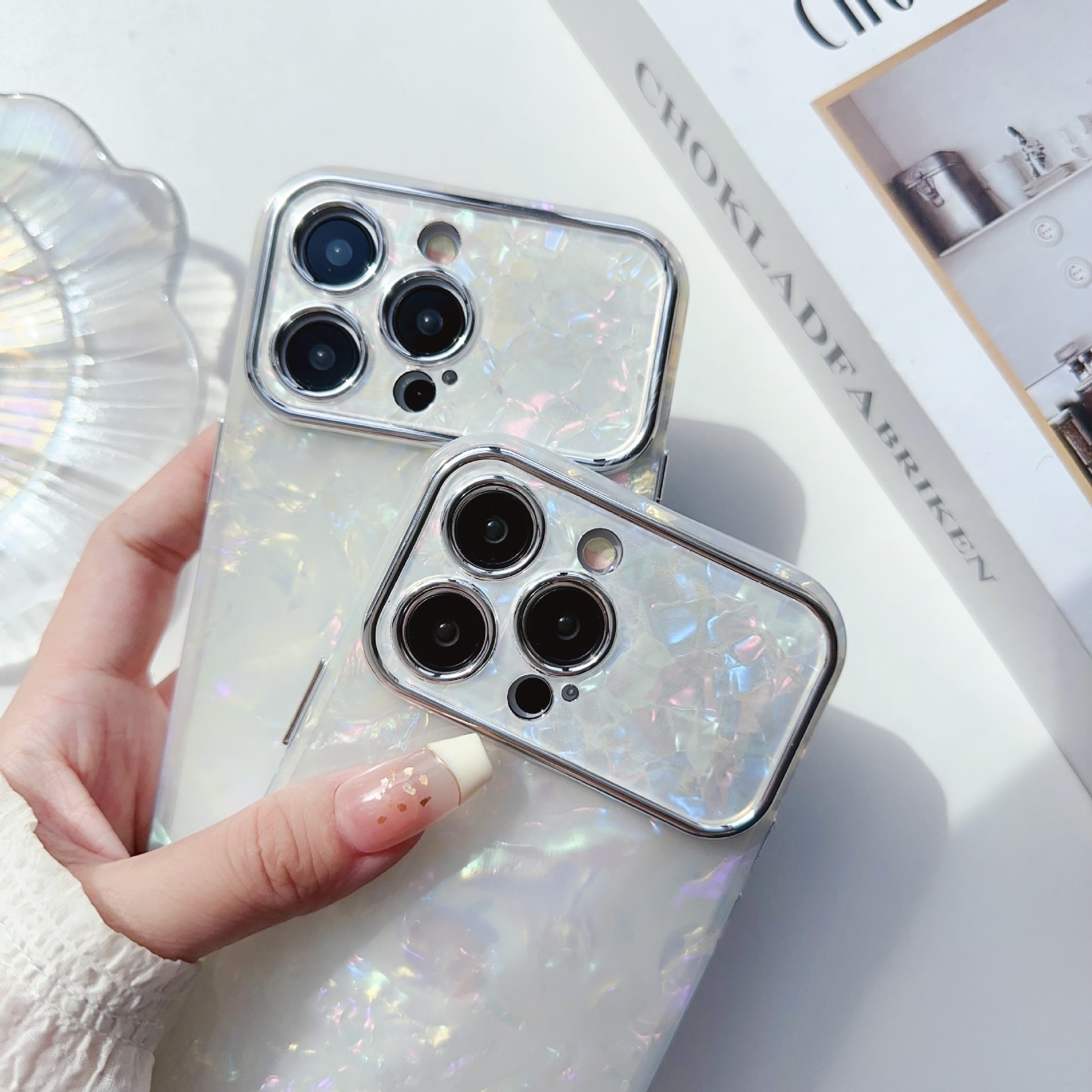 Sopii iPhone 15 PROMAX -kuorikuviolla ja isoilla ikkunoilla. Apple 14:lle tarkoitettu korkealaatuinen helmiäiskuvioinen IMD-puhelinkotelo._voghion.com