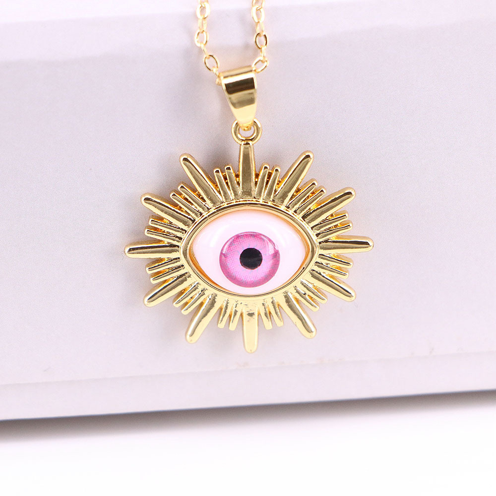 European and American Retro Demon Eye Pendant Necklace Copper Clavicle Chain