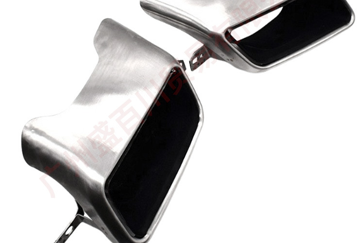 Suitable for 14-17 Land Rover Range Rover Sport Edition low-end exhaust pipe modification 20 square stainless steel tail throat