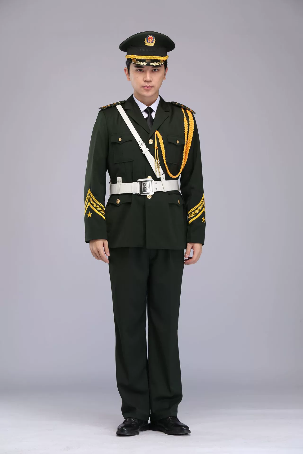 Класс флага одежда почетного караула студент флаг стеклоподъемник одежда для консьержа школа стеклоподъемник флага церемония поднятия флага одежда для охраны