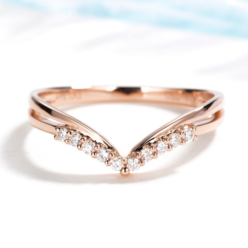 Qiyu cross-border simple rose gold V-shaped copper inlaid zircon crystal women's fashion jewelry row Diamond Ring Ring