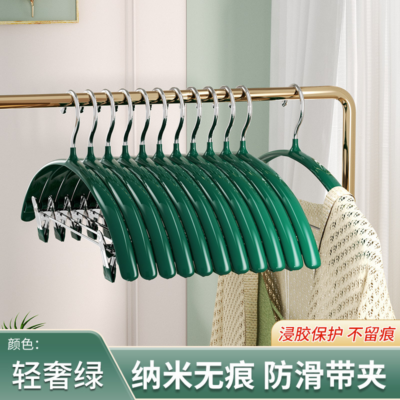 라이트 럭셔리 그린