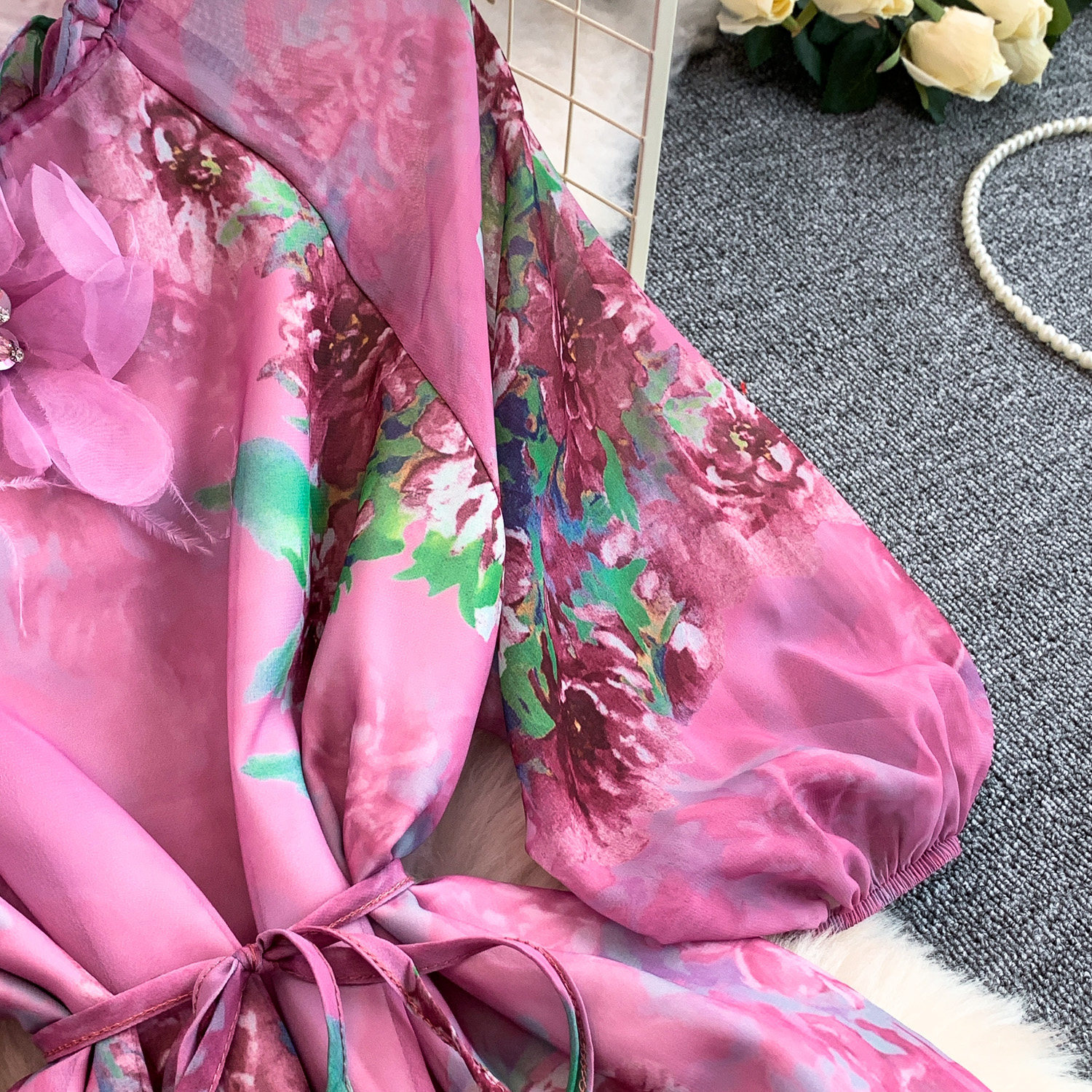 Women's Floral Ruffle Hem Maxi Dress with Puff Sleeves Elegant Romantic Design Flowy Chiffon One Size Fits Most_ecoleips.com