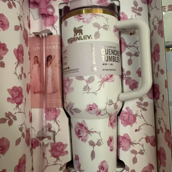Flower White (gift box)