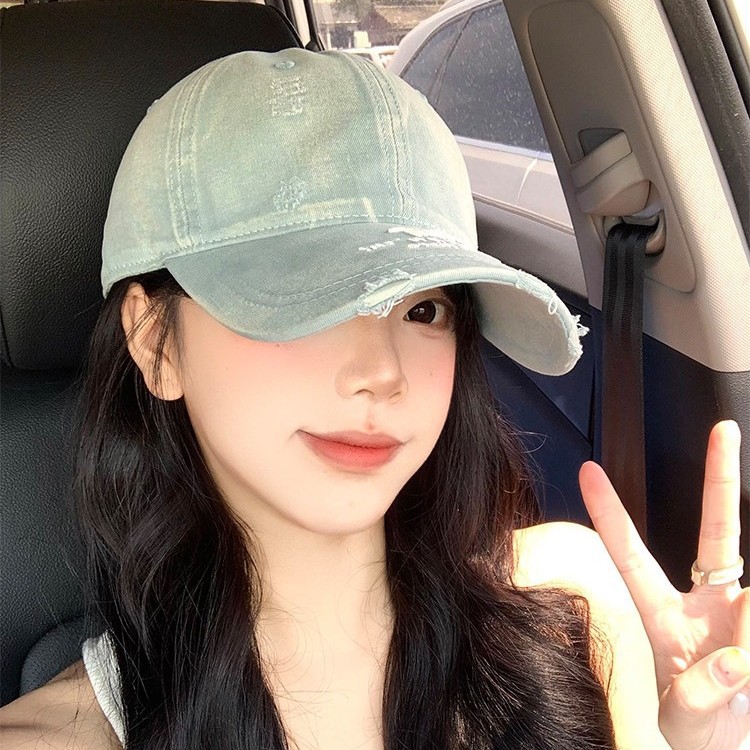 American retro baseball cap for women with letter embroidery, washed denim, distressed duckbill cap, wide brim, face-slimming hat