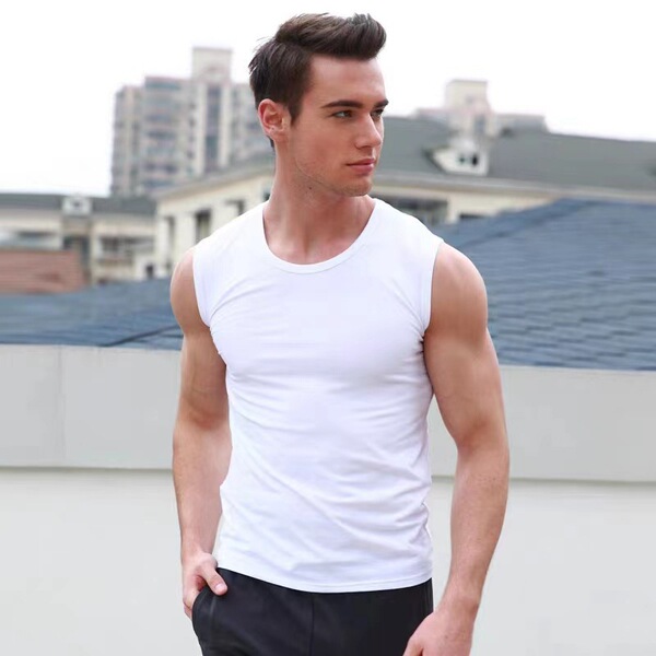 Summer thin base body-friendly black white T-shirt