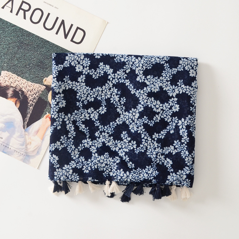 Japonés y coreano artístico todo fósforo algodón y lino sensación bufanda pequeña floral viaje protector solar Toalla de playa al aire libre de doble uso aire acondicionado chal