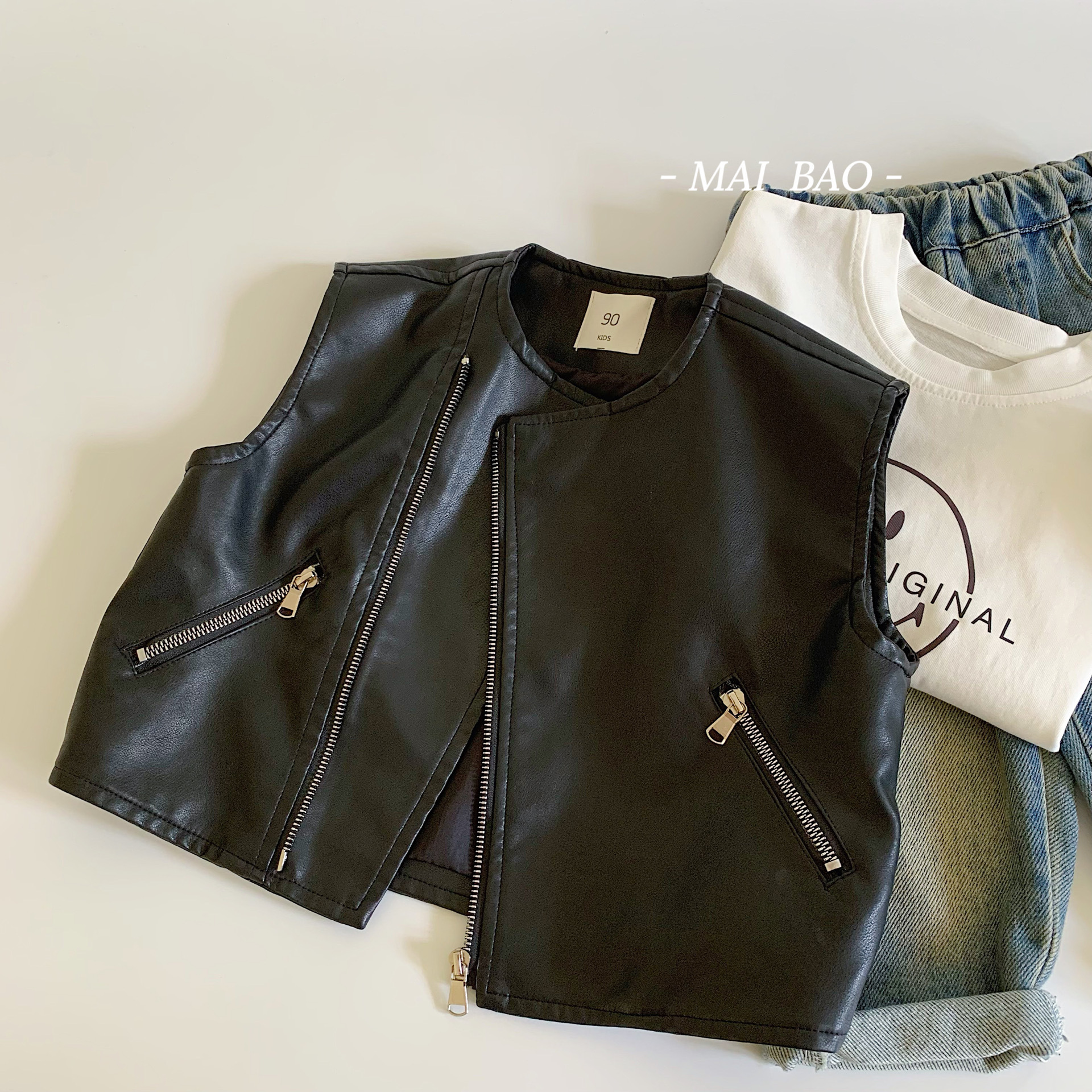 Mai Bao chaleco infantil 2025 primavera nueva chaqueta de cuero para niños chaqueta de estilo retro de estilo exterior chaqueta de moda