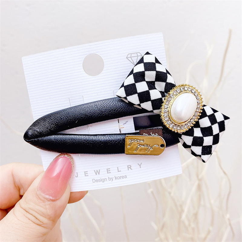 【月銷(xiāo)3000】韓國(guó)新款皮質(zhì)菱格棋盤(pán)格PU皮質(zhì)蝴蝶結(jié)BB夾