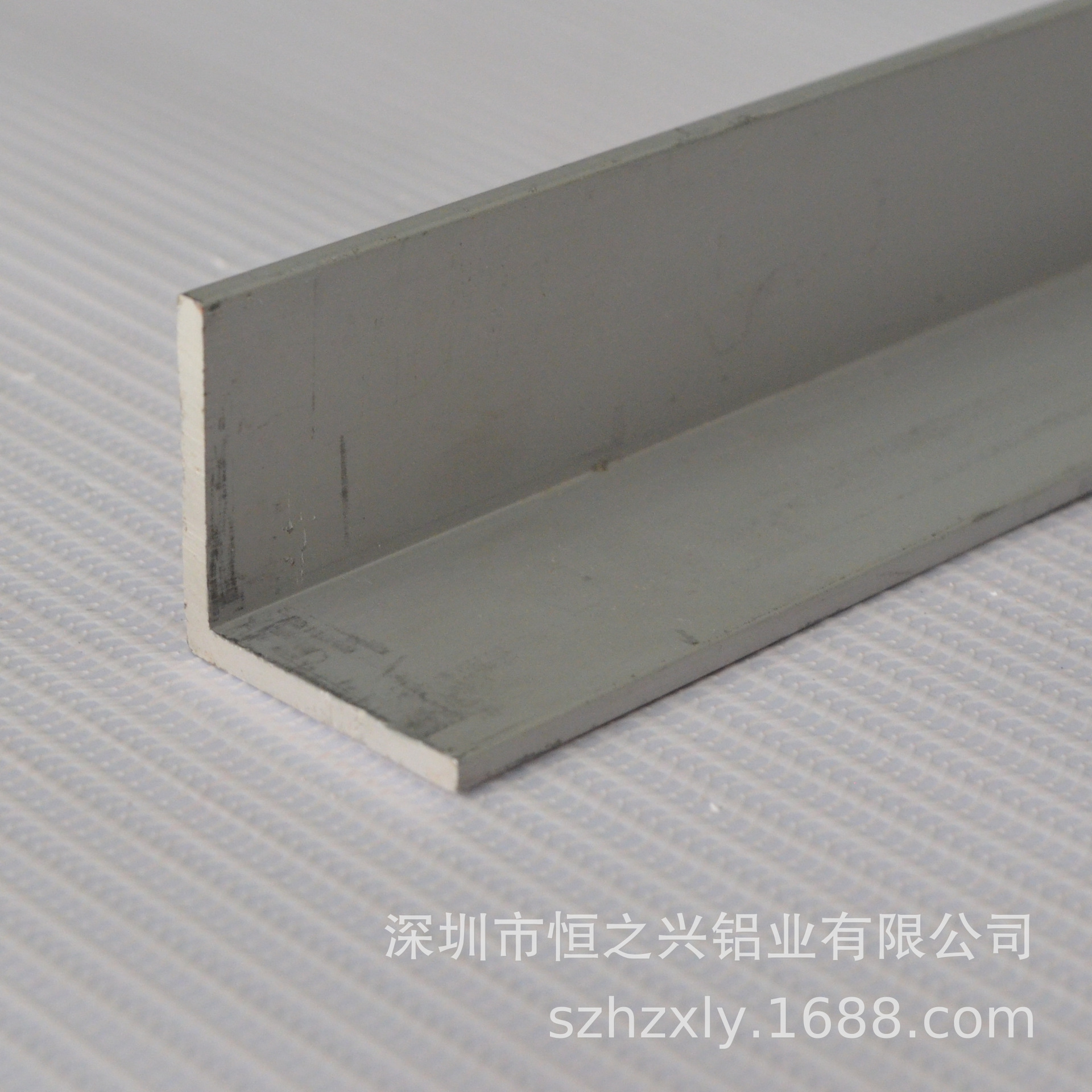 直供多种L形铝片1515角铝2525直角90°铝片4040 5050 6060 7676