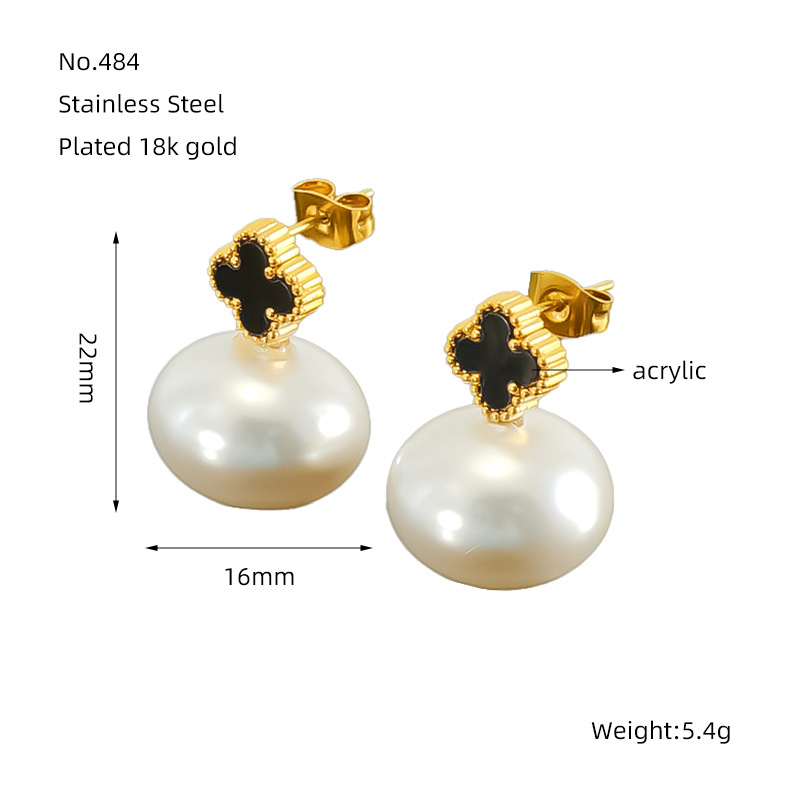 Amazon nuevo trébol de cuatro hojas pendientes luz moda de lujo simple elegante perla pendientes de acero de titanio en stock al por mayor