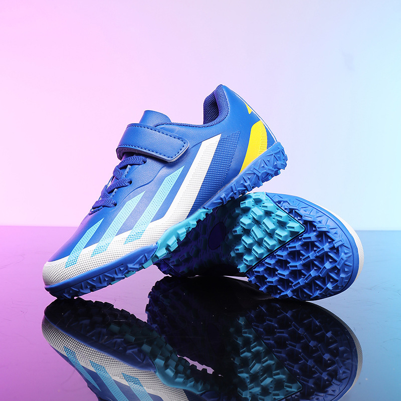 Tenis de Fútbol Infantil Turf de Caucho y TPU con Amortiguación y Cierre de Velcro para Césped Natural y Artificial
