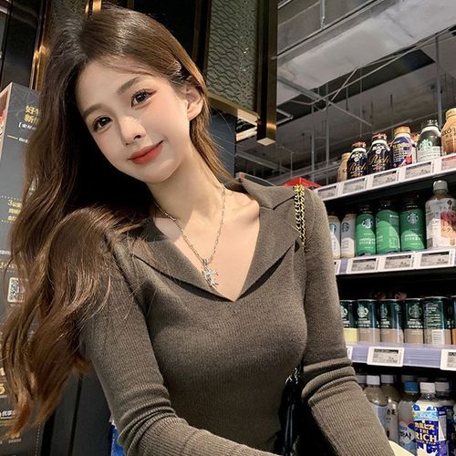 Sleek, alluring design: Ultra-thin basic knit sweater for women—autumn, slim-fit, chic long-sleeve top perfect for layering as a trendy 