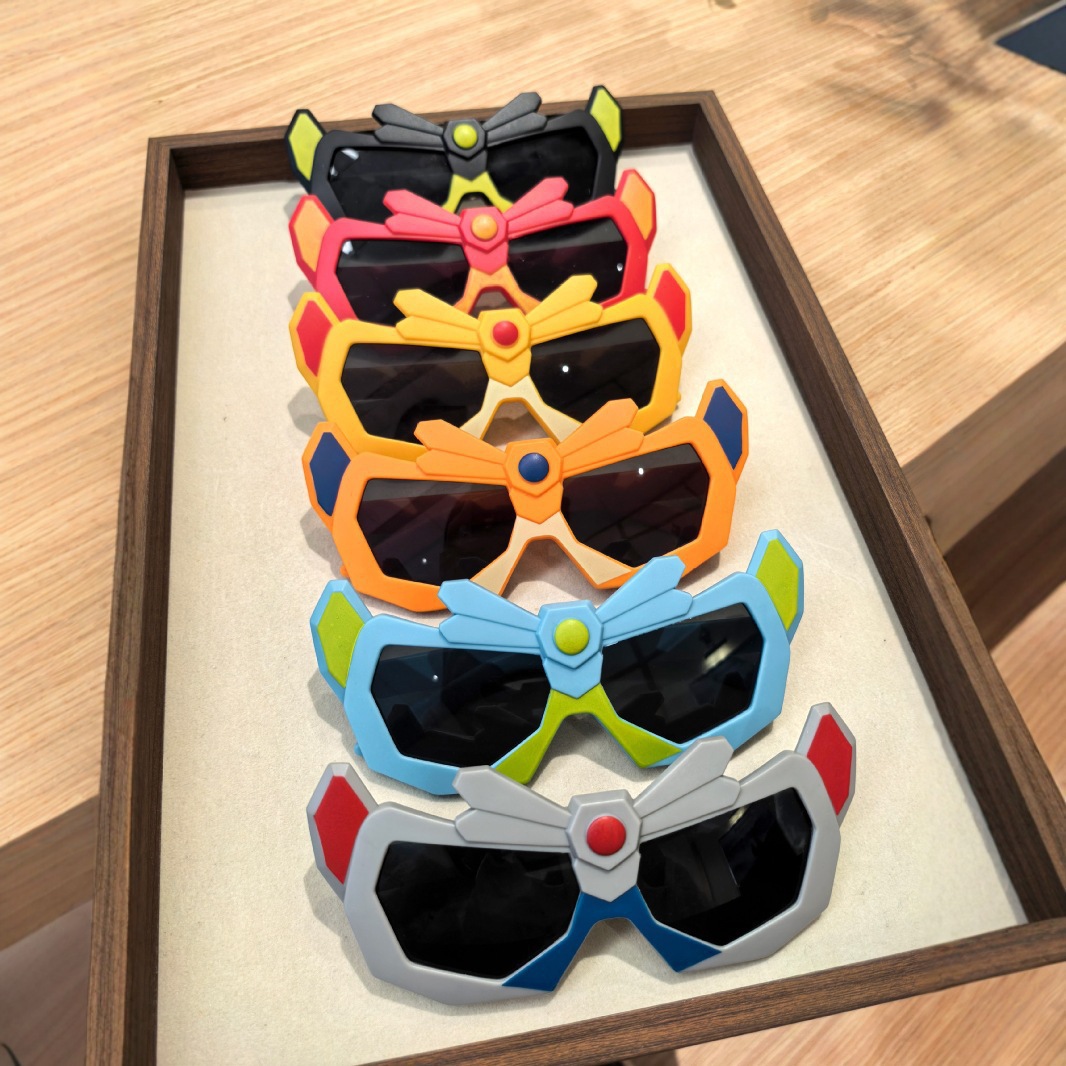 儿童墨镜酷帅男孩女卡通变形金刚太阳镜宝宝搞怪玩具遮阳拍照眼镜