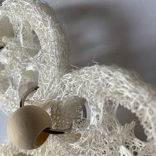 Large, Medium, and Small Parrot Tooth Grinding Loofah Parrot Chewing Toy, Stand Frame Tooth Grinding String Chewing Wholesale