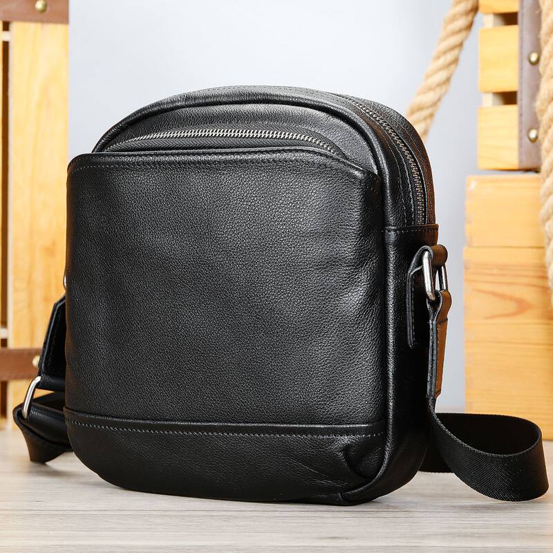 Túi đeo chéo nam da bò thật dáng đứng màu trơn chống nước, có ngăn vừa máy tính bảng 8 inch — màu đen