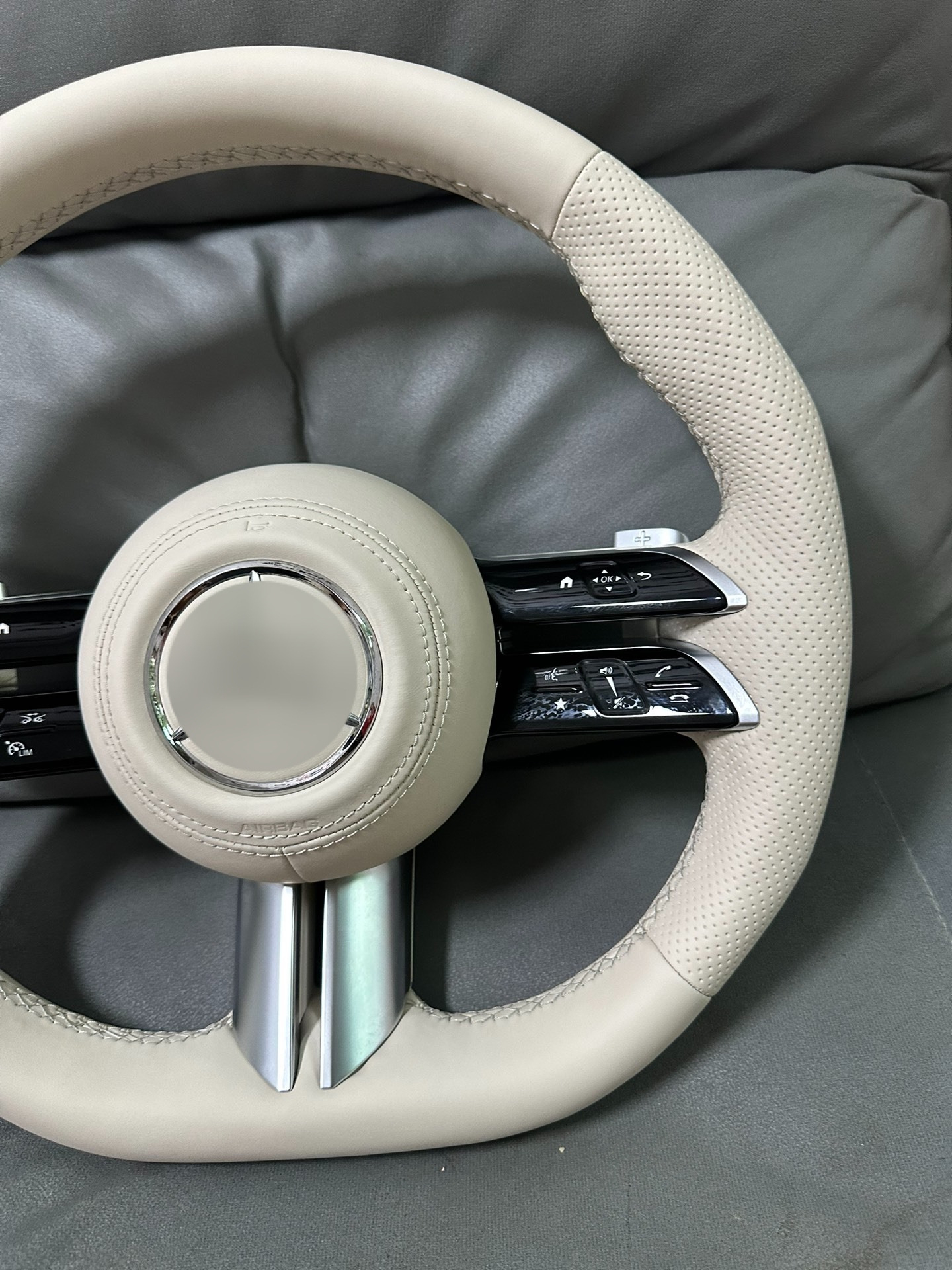 Mercedes-Benz Dragonfly steering wheel, off-white genuine leather, universal fit for all models, non-destructive installation, plug-and-play, in stock