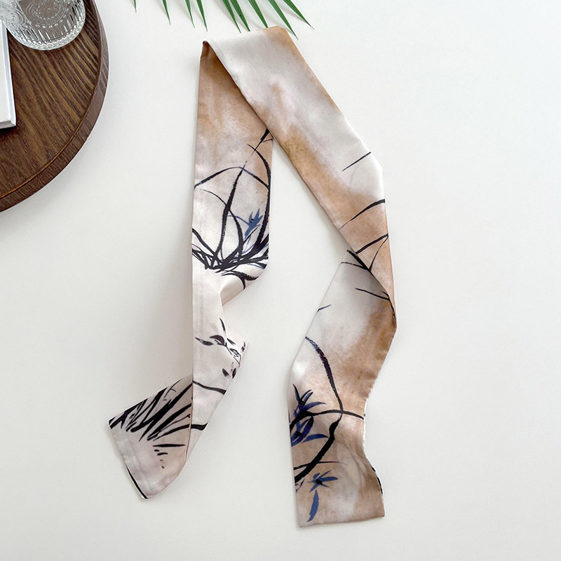 Bosque de bambú de color caqui