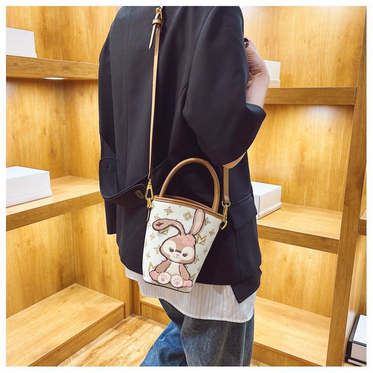 Fashion bucket bag for women 2023 spring new versatile cute rabbit bag high-end casual shoulder crossbody bag_voghion.com
