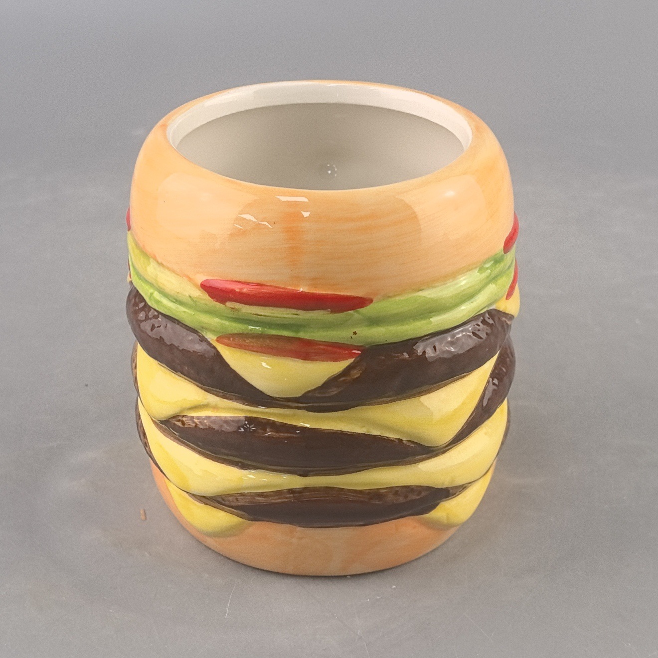 Taza de agua de hamburguesas creativas sin tapa encantadora taza de desayuno de cerámica de gran capacidad taza de hamburguesas