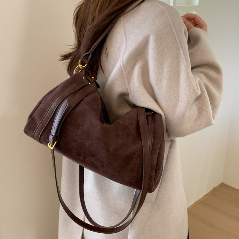 Cross-Border Retro Suede Boston Bag For Women, New Large Capacity Commuter Underarm Shoulder Bag, Trendy Crossbody Bag - Thumbnail 3