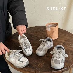 本革子供靴2025秋新作子供用レトロ軽量ドイツ軍訓練靴男女兼用快適カジュアルスポーツシューズトレンド
