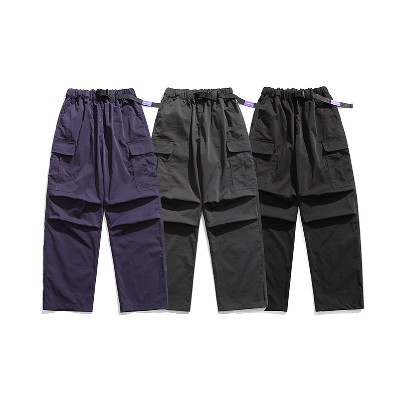 IZEXX Pantalones de paracaídas de herramientas estadounidenses Pantalones de cimitarra de primavera y otoño para hombres Pantalones largos de carga rectos con múltiples bolsillos de la calle para hombres