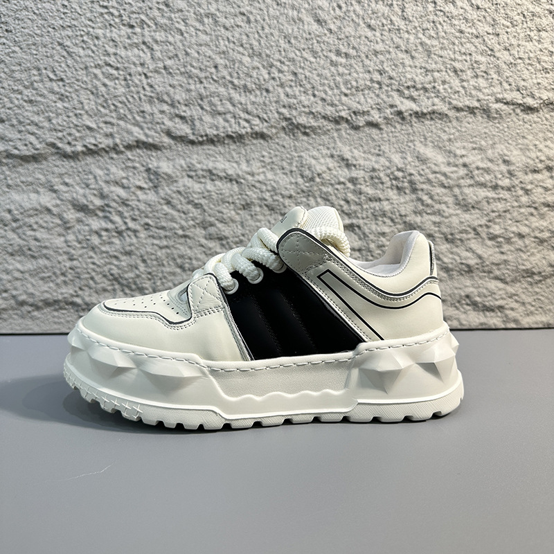 Nuovo strato superiore casual versatile in pelle bovina autunno e inverno da uomo, scarpe da tavola alla moda, scarpe sportive dal taglio basso_voghion.com